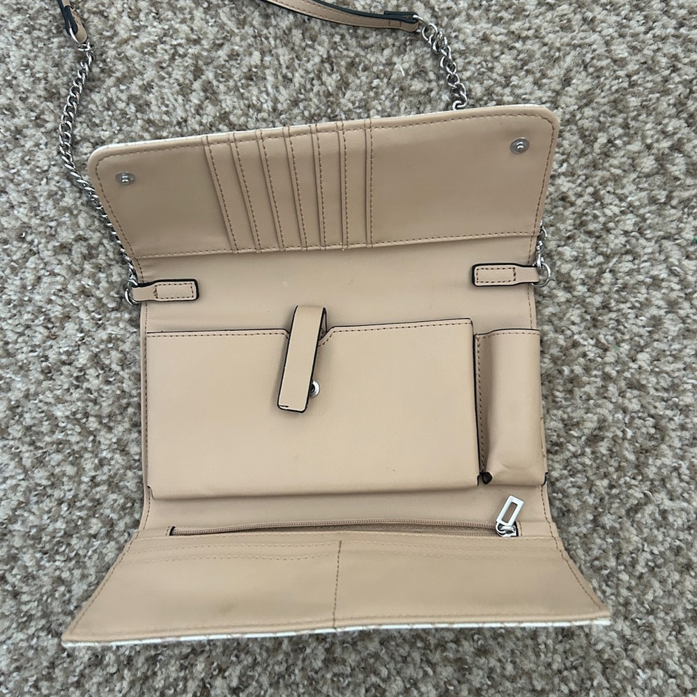 guess purse